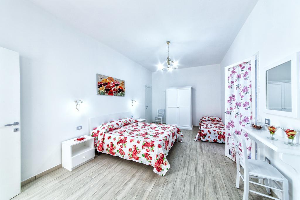 Isola Antica Hotel SantʼAntìoco Kültér fotó