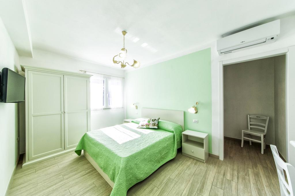 Isola Antica Hotel SantʼAntìoco Kültér fotó
